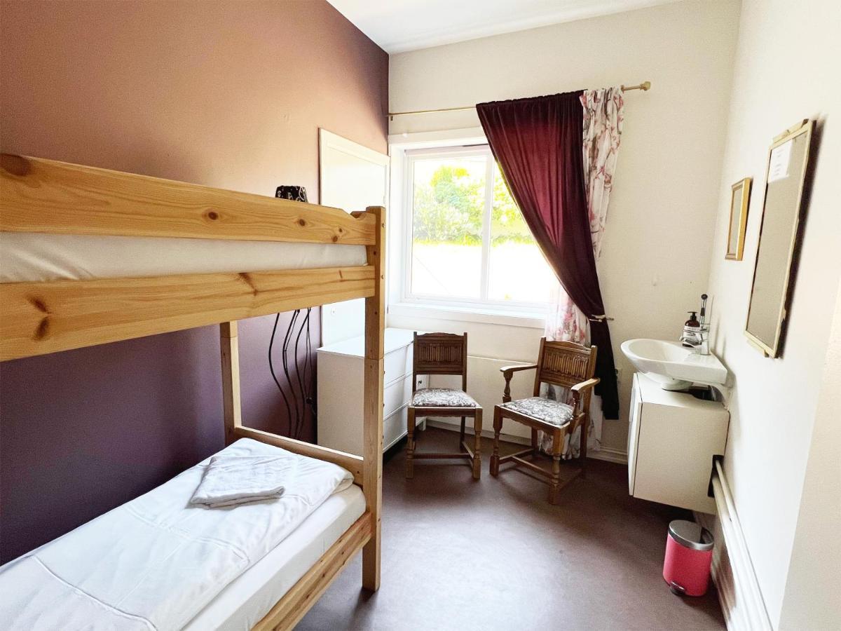 Tiglkak Hostel อองดาลส์เนส ภายนอก รูปภาพ