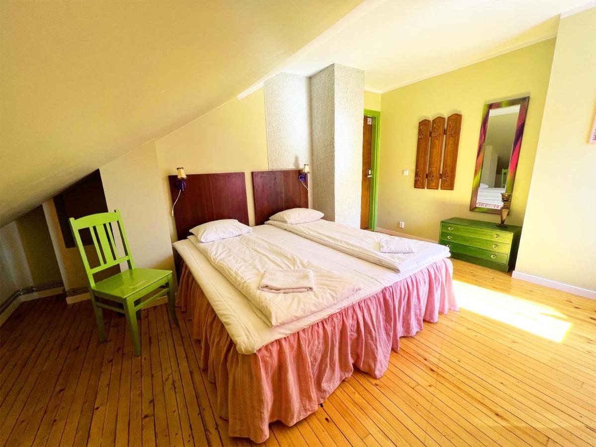 Tiglkak Hostel อองดาลส์เนส ภายนอก รูปภาพ